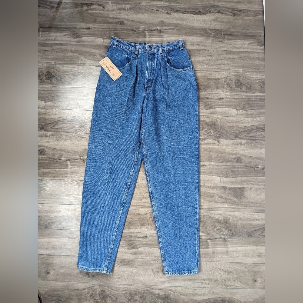 NWT Vintage Deadstock Levi's 900 Series Pleated Tapered Mom Jeans Size 10